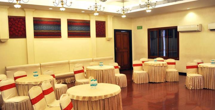 Abbott Hotel Νάβι Μουμπάι Εξωτερικό φωτογραφία