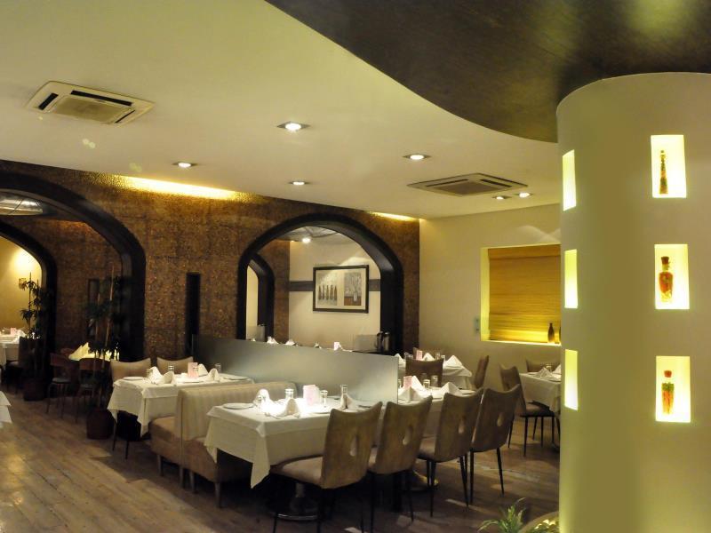 Abbott Hotel Νάβι Μουμπάι Εξωτερικό φωτογραφία