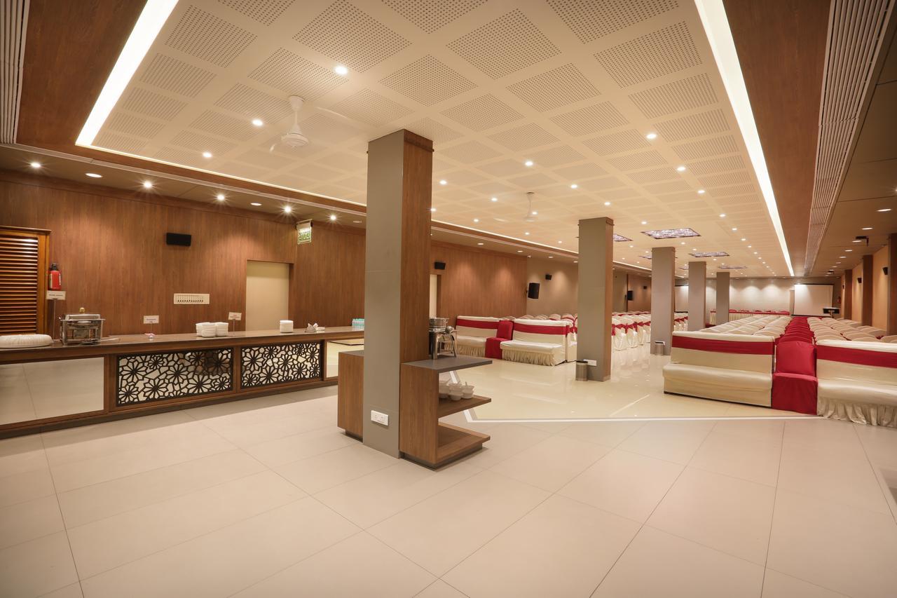 Abbott Hotel Νάβι Μουμπάι Εξωτερικό φωτογραφία