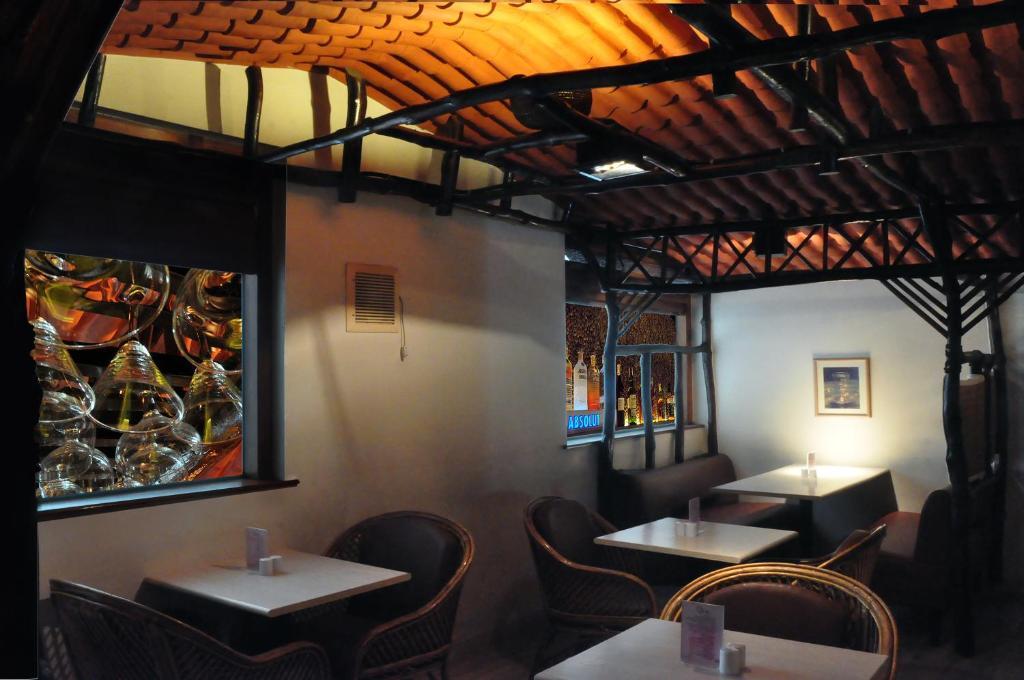 Abbott Hotel Νάβι Μουμπάι Εξωτερικό φωτογραφία