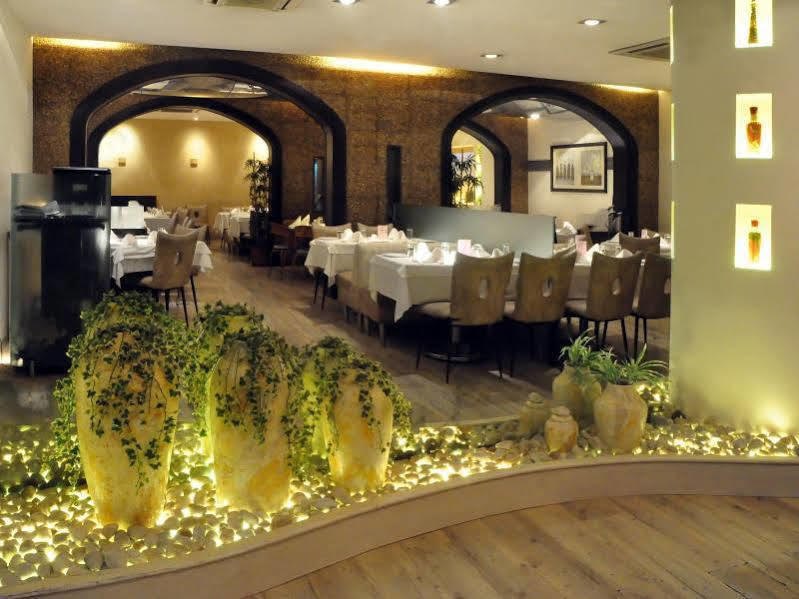 Abbott Hotel Νάβι Μουμπάι Εξωτερικό φωτογραφία