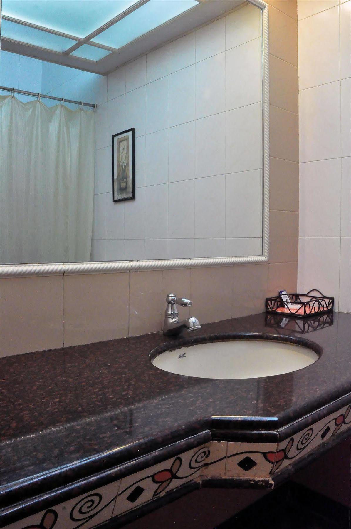 Abbott Hotel Νάβι Μουμπάι Εξωτερικό φωτογραφία