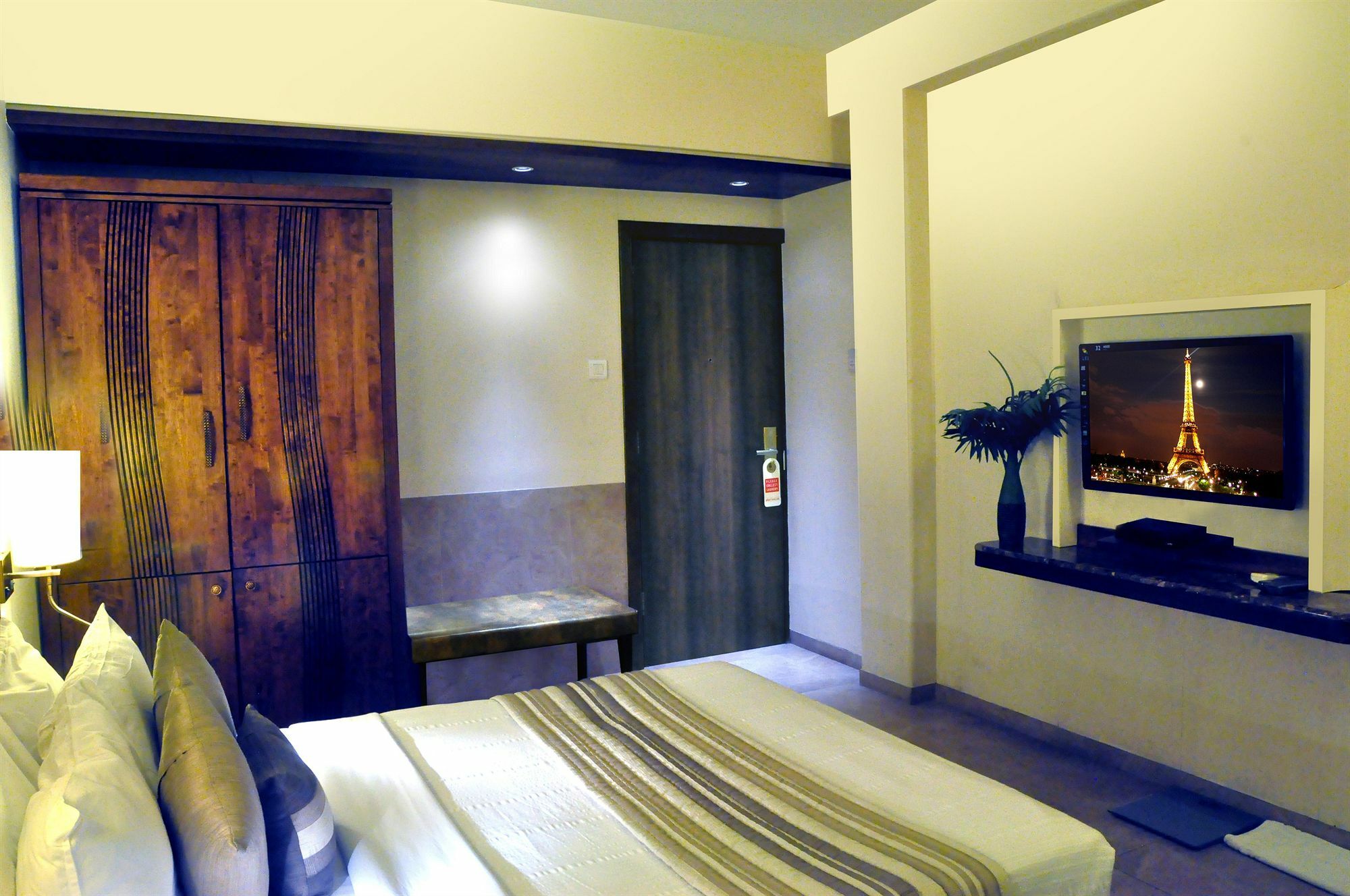 Abbott Hotel Νάβι Μουμπάι Εξωτερικό φωτογραφία