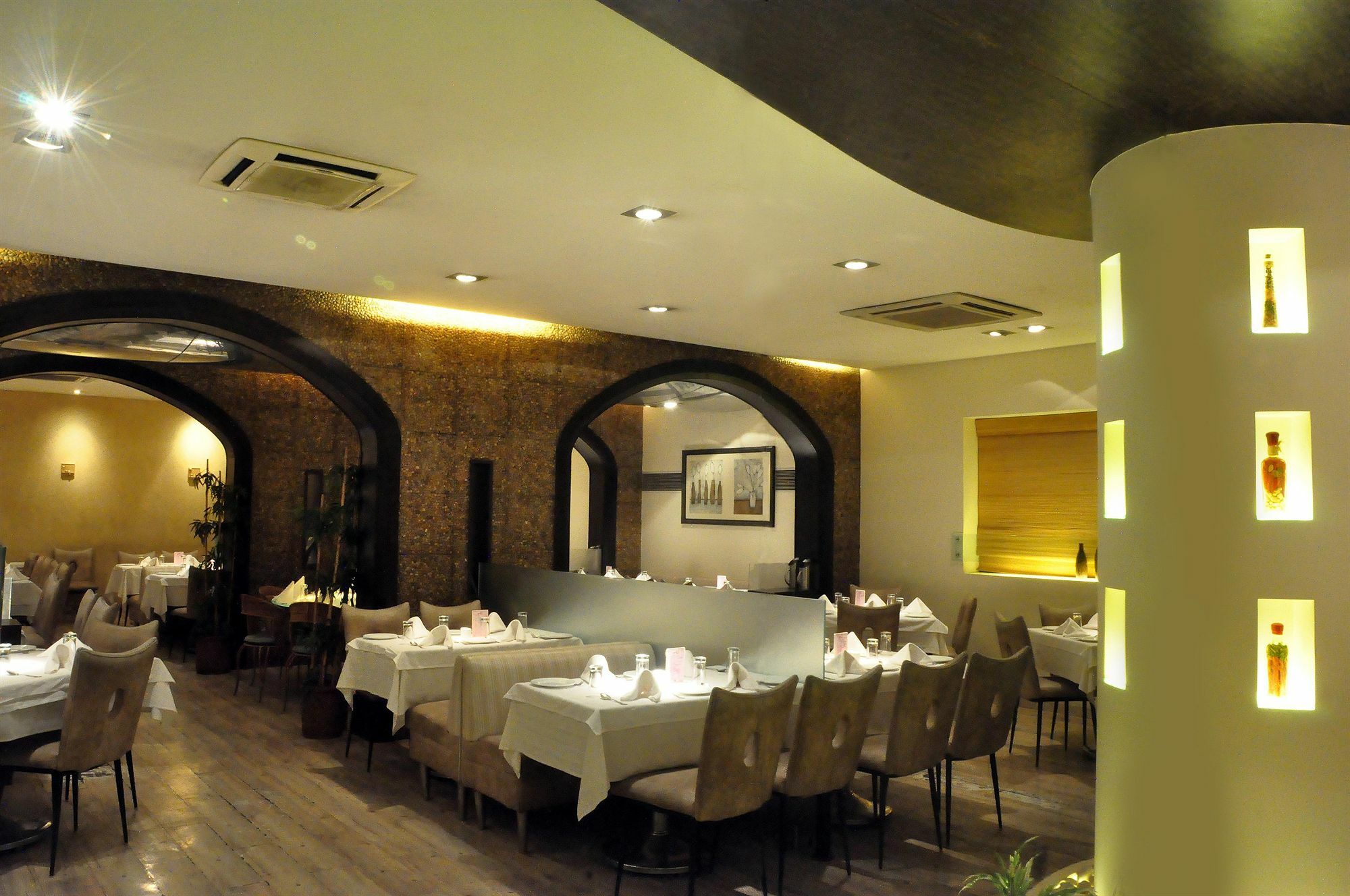 Abbott Hotel Νάβι Μουμπάι Εξωτερικό φωτογραφία