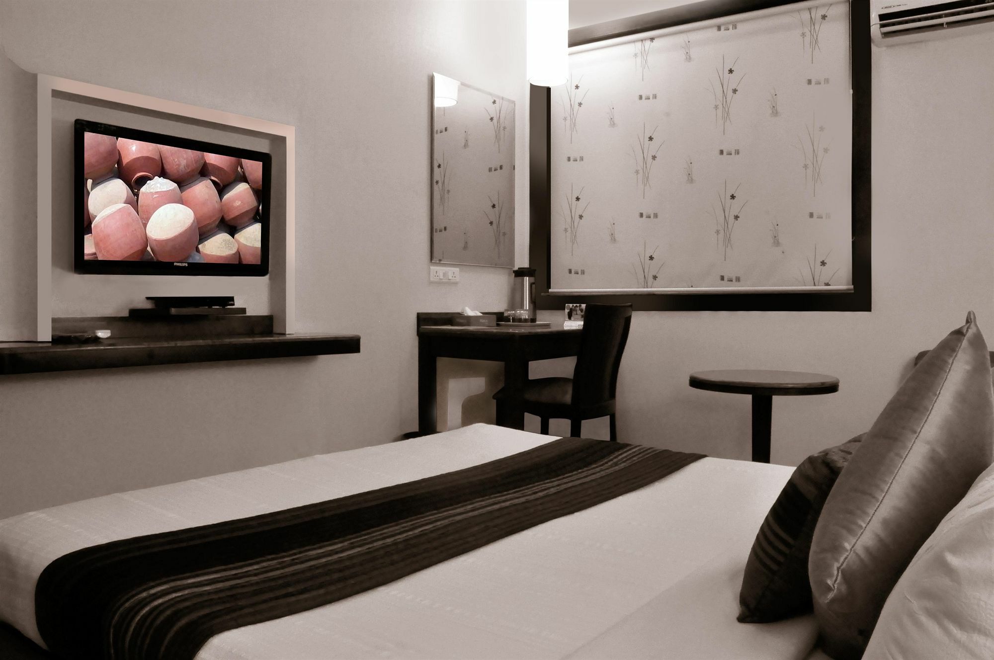 Abbott Hotel Νάβι Μουμπάι Εξωτερικό φωτογραφία